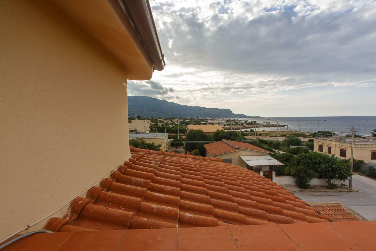 Casa Vacanze L'Orizzonte Valderice Exterior foto